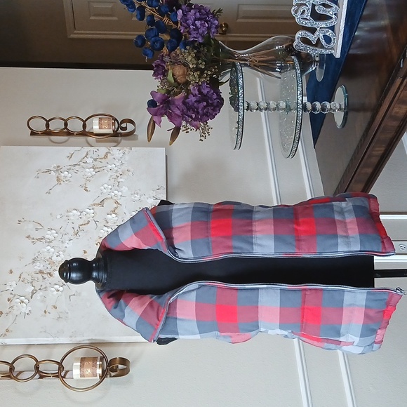 Red And Gray Frost Free Puffer Vest By Old Navy. Size M - Picture 9 of 17